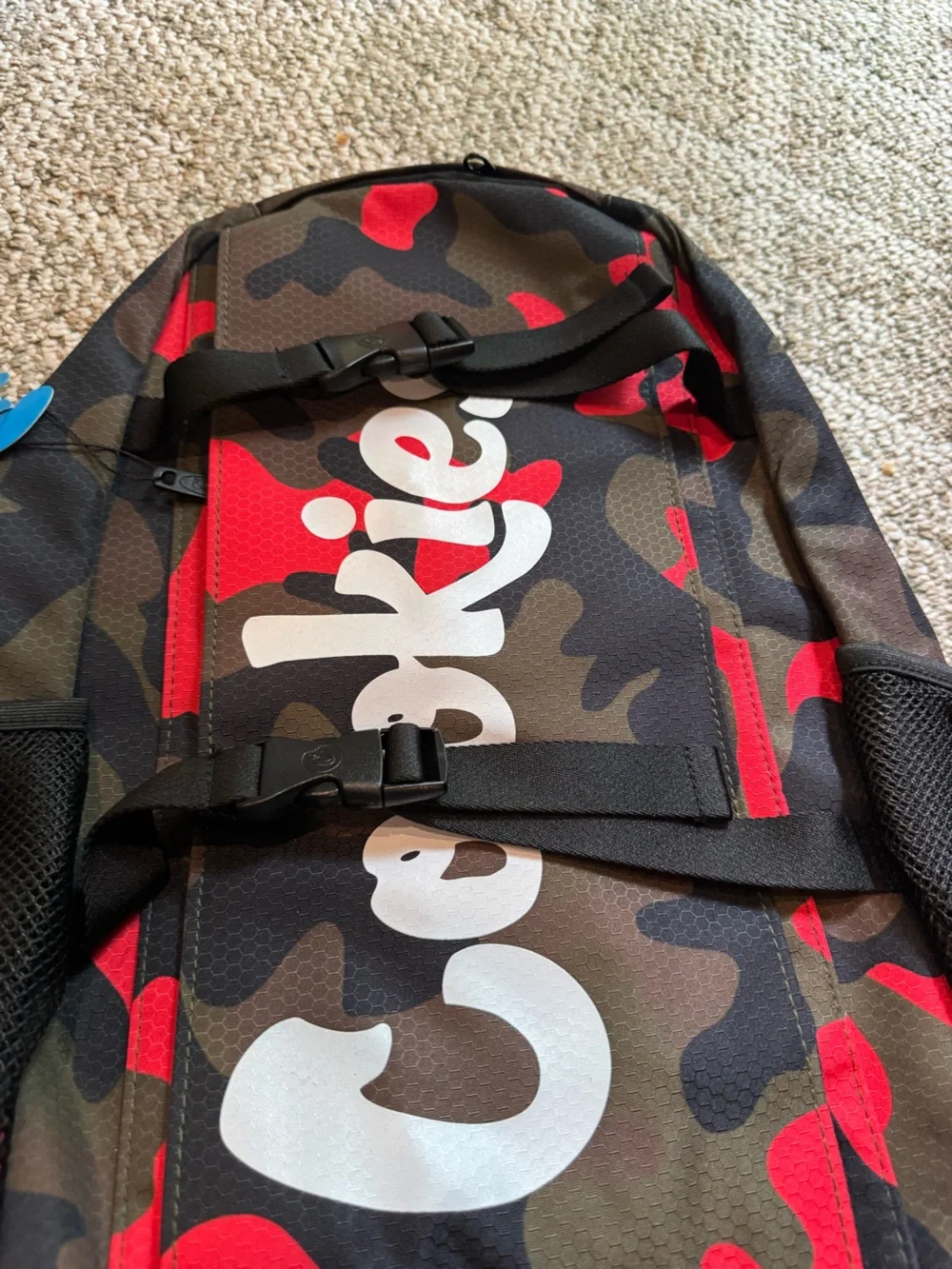 Cookies Smell Proof Camo Backpack - - Black & Red